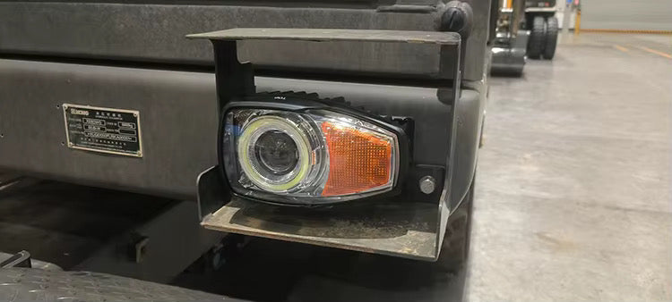 Priekinis Žibintas Su Posūkio Signalu Bi-Led
